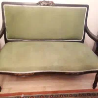میز غذاخوری تمام چوب شرکتی و دو کاناپه دونفره|میز و صندلی غذاخوری|تهران, دریاچه شهدای خلیج فارس|دیوار