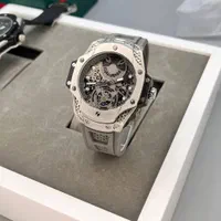 ساعت هابلوت دراگون|ساعت|شیراز, حافظیه|دیوار