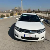 آریو دنده‌ای 1600cc، مدل ۱۳۹۷ بدون رنگ|خودرو سواری و وانت|تهران, ظهیرآباد|دیوار