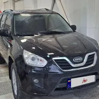 ام‌وی‌ام X33 اتوماتیک، مدل ۱۳۹۳