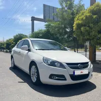 جک J5 اتوماتیک 1800cc، مدل ۱۳۹۵