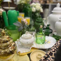 ست دکوری و گل و گلدان رنگ سبز و طلایی|صنایع دستی و سایر لوازم تزئینی|بندرعباس, |دیوار