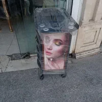 تخت دو تیکه. طلایی|آرایشگاه و سالنهای زیبایی|قم, بلوار امین و ساحلی|دیوار