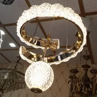 لوستروروشنایی