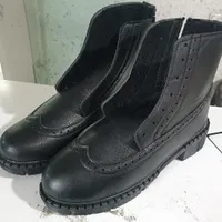 نیم بوت سایز ۳۸