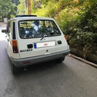 رنو 5فرانسه