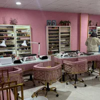 اجاره میز ناخن