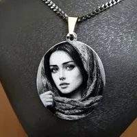 حکاکی چهره و اسم روی نقره و انواع فلزات