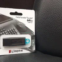 فلش مموری۶۴گیگ کینگستونusb 3.2اورجینال با گارانتی