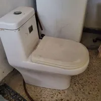 توالت فرنگی در حد نو
