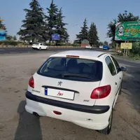 پژو 206 تیپ ۵، مدل ۱۳۹۳ بیرنگ بیضربه