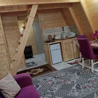 کلبه چوبی نوساز با وسایل تازه|اجارهٔ کوتاه‌مدت ویلا و باغ|نشتارود, |دیوار