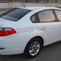 برلیانس H330 اتوماتیک 1500cc، مدل ۱۳۹۵|خودرو سواری و وانت|مشهد, حجاب|دیوار
