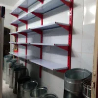 خریدار. قفسه یخچال ترازو