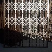 درب آکاردئون آکاردئونی حفاظ|عمده‌فروشی|شیراز, گلشن|دیوار