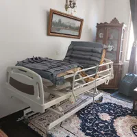 اجاره تخت بیمار مکانیکی و برقی۳ و ۴شکن/بیمارستانی|آرایشی، بهداشتی، درمانی|تهران, مخصوص|دیوار