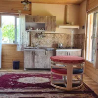 کلبه چوبی دو خواب آلاچیق دار ماسال|اجارهٔ کوتاهمدت ویلا و باغ|ماسال, |دیوار