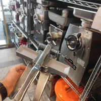 سیخ کباب زن کبابزن سیخ گیر دستی فلزی|ظروف پخت‌وپز|اندیشه, شهرک کوثر|دیوار