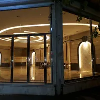 ۲۰۰متر تجاری بَرِ هفده شهریور در شش دهنه تابلو خور|اجارهٔ مغازه و غرفه|تهران, شکوفه|دیوار