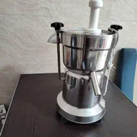 آبمیوه گیری صنعتی یک اسب یکونیم و سه اسب|آبمیوه‌گیر و آب‌مرکبات‌گیر|تهران, بهمن یار|دیوار