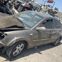 اربک کارو روی موتور قطعات ام وی ام ۵۳۰|قطعات یدکی و لوازم جانبی|ری, |دیوار
