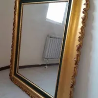 آیینه بزرگ با قاب چوب