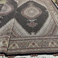 خریدار فرش‌تبریز (در اختیاریه‌دولت‌شریعتی‌قلهک)