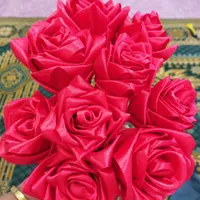 ساخت انواع گل های روبانی با رنگ دلخواه مشتری|گل مصنوعی|جهرم, |دیوار