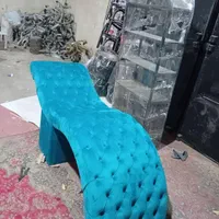 تخت مژه کار|آرایشگاه و سالن‌های زیبایی|سنندج, |دیوار