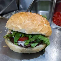 فروش انواع ساندویچ های سرد وگرم وکتلت وفلافل|خوردنی و آشامیدنی|شیراز, سینما سعدی|دیوار