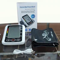 فشارسنج دیجیتال بازویی ARMSTYLE سخنگو ۲سال گارانتی|آرایشی، بهداشتی، درمانی|مشهد, ده دی|دیوار