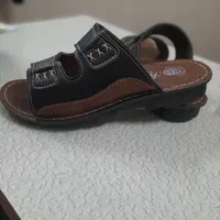 دمپایی و صندل چرم تزریق (عمده)