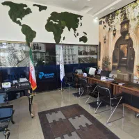 مشاور و منشی املاک