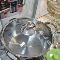 قابلمه استیل کف چدن درب پیرکس او ام اس ترک سایز ۲۲|ظروف پخت‌وپز|تهران, شوش (باغ آذری)|دیوار