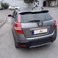 دانگ فنگ H30 کراس، مدل ۱۳۹۶
