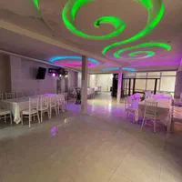 اجاره روزانه/هفتگی/ماهانه ویلا ۸۰۰ متری