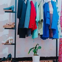 رگال لباس استند دار