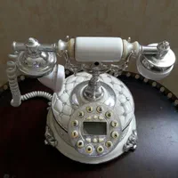 تلفن سلطنتی سفید صدفی استخونی در حد نو