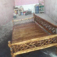 تخت سنتی ۱۵۰ در ۲۰۰ با رنگ براق