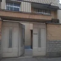 دو طبقه، فروغی