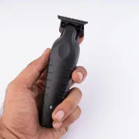 ماشین اصلاح خطزن و صفرزن حرفهای مناسب سالن|آرایشی، بهداشتی، درمانی|رشت, کوی طالقانی|دیوار