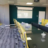 تخته وایت برد شیشه ای در سایز های مختلف و نصاب