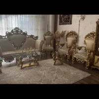 مبل سلطنتی ۹ نفره همراه با ۳ عدد جلو مبلی|مبلمان خانگی و میز عسلی|رشت, فرزانه|دیوار