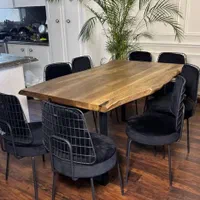 میز و صندلی رستورانی فستفود پیتزایی