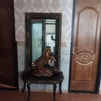 میز و اینه