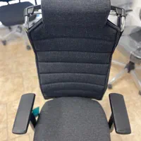 گردان طرح لندن طبی|دفتر کار|فردیس, فرامرزیه|دیوار