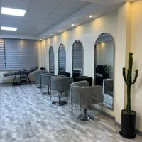اجاره صندلی و تخت در سالن زیبایی|اجارهٔ دفتر کار، اتاق اداری، مطب|کرج, گلشهر|دیوار