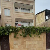 رهن آپارتمان ۱۱۰ متری ۱ خوابه طبقه ۲