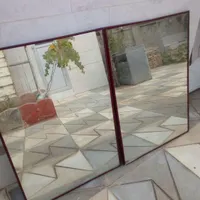 ایینه.    درب همراه ایینه