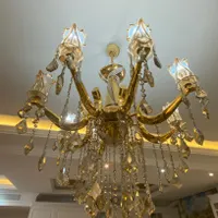 لوستر ۸ شاخه لاله چینی طلا کوب ( کریستال بوهمیا)